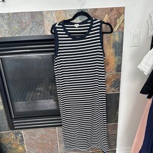 KULE Black and White Sleeveless Sheath Midi Dress